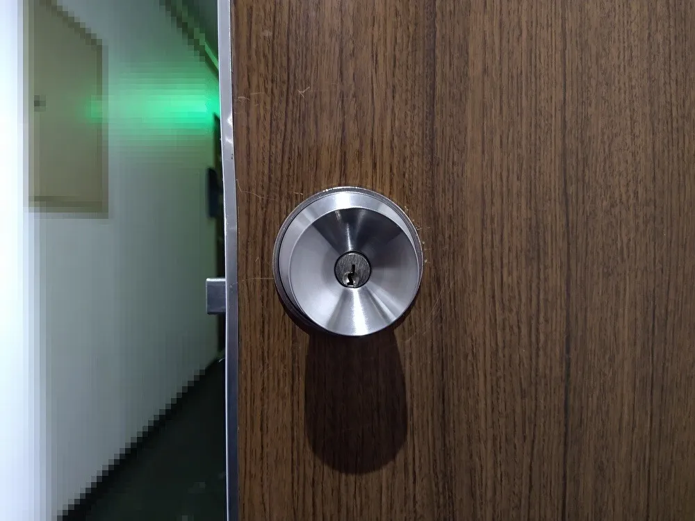 【長野市】玄関ドア 錠一式交換、スーツケース 紛失キー製作です！