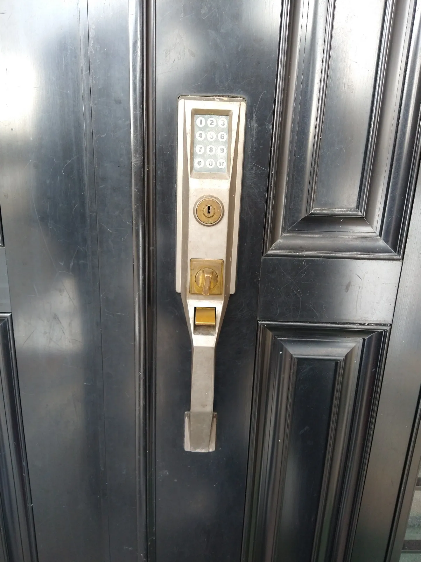 【山ノ内町】電子錠新規取付工事を行いました。