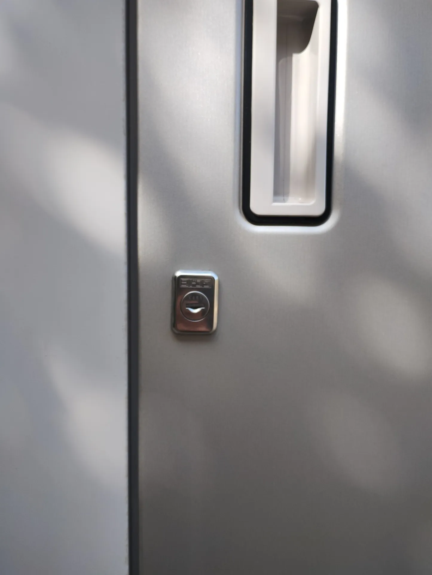 【長野市】イナバ物置の紛失キーを製作しました。