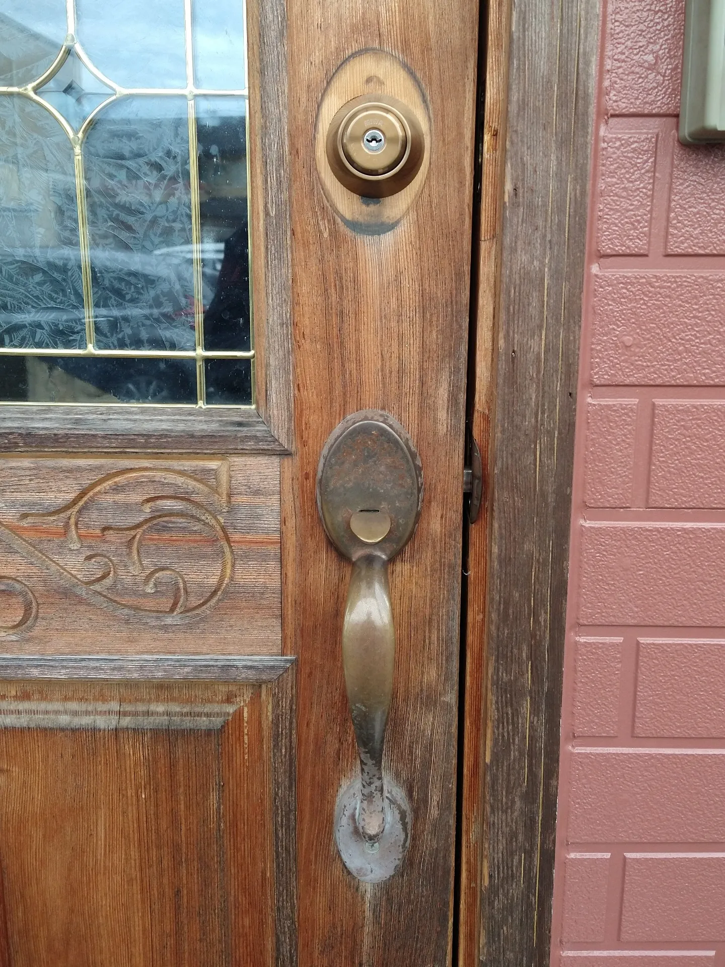 【長野市】玄関 アンティークドア錠の一式交換を行いました。