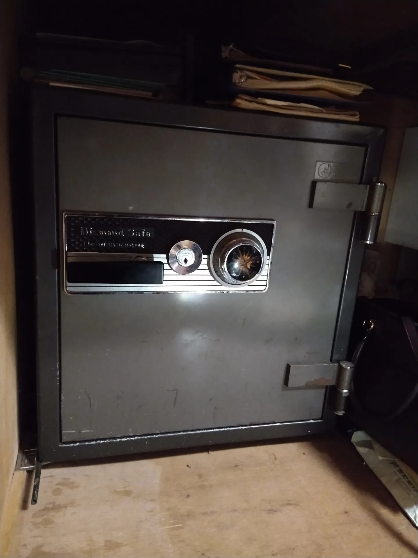 【長野市】Diamond Safe ダイヤセーフ金庫の開錠作業を行いました。