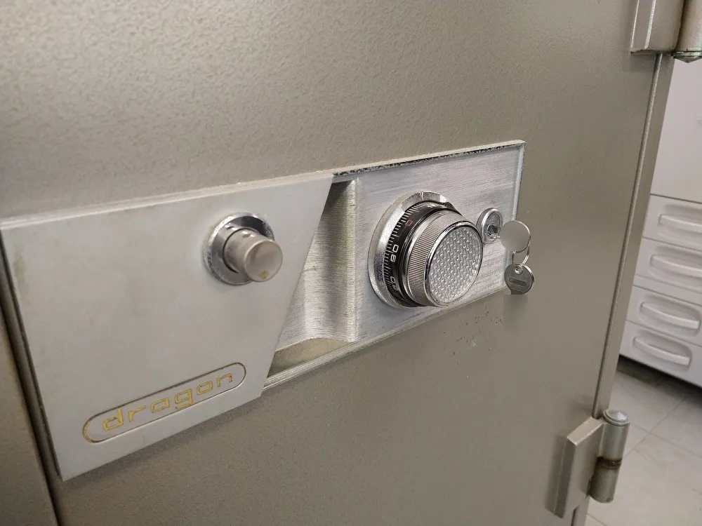 【長野市】Dragon ドラゴン金庫の開錠、キー製作を行いました。